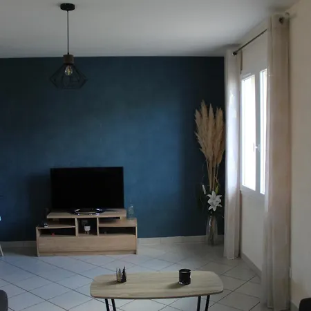 Maison Vue Chaine Des Puys 度假居 Artonne