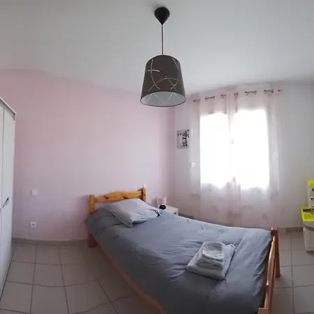 度假居 Maison Vue Chaine Des Puys