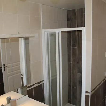 Maison Vue Chaine Des Puys Artonne